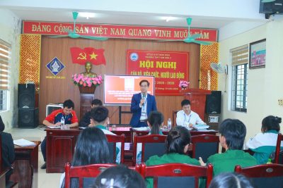 Trường THPT Kim Sơn C tổ chức Hội nghị tiếp xúc đối thoại giữa Lãnh đạo nhà trường, Đoàn TNCS Hồ Chí Minh với đại diện học sinh lần thứ I năm học 2025 – 2026.